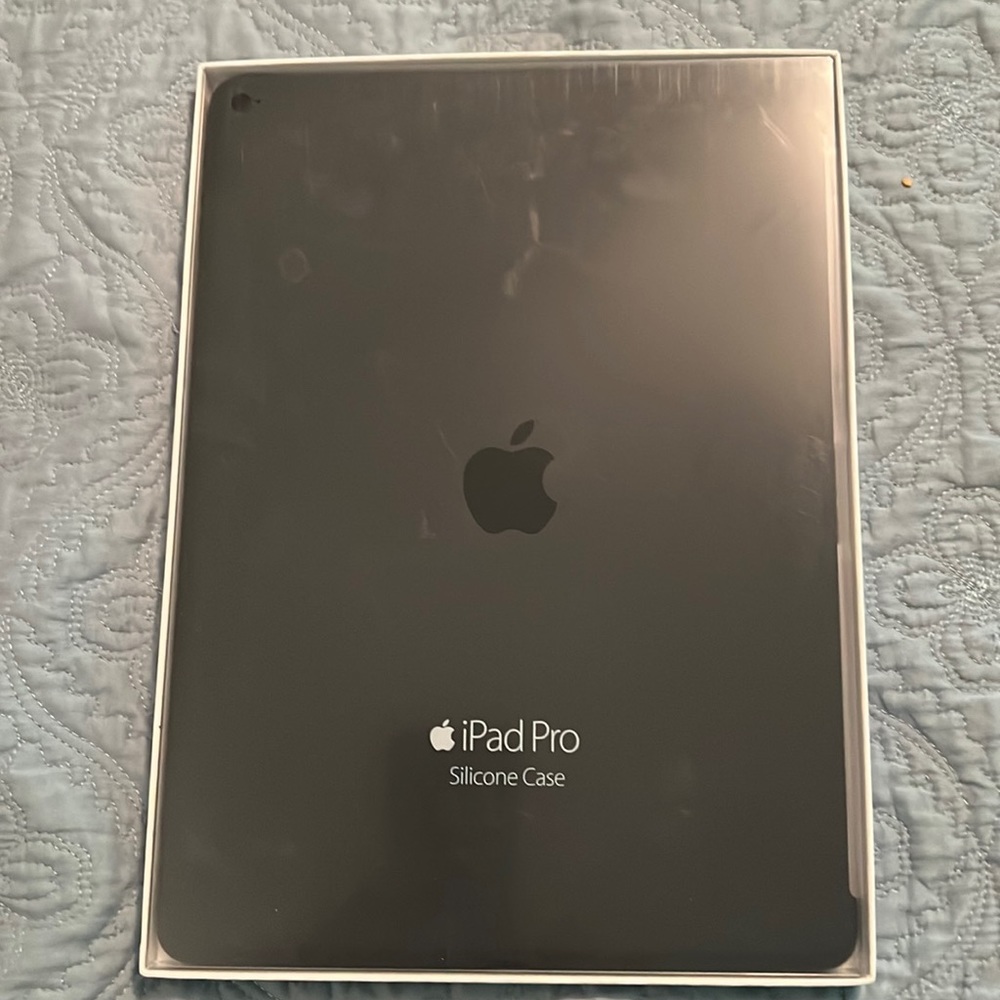 iPad Pro case dark gray